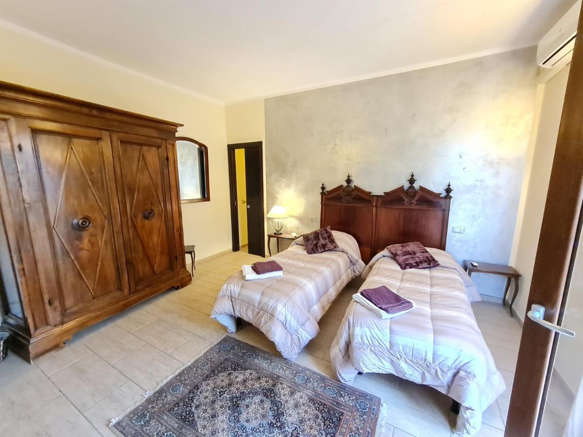 B&B Al Calcandola Sarzana Bagian luar foto