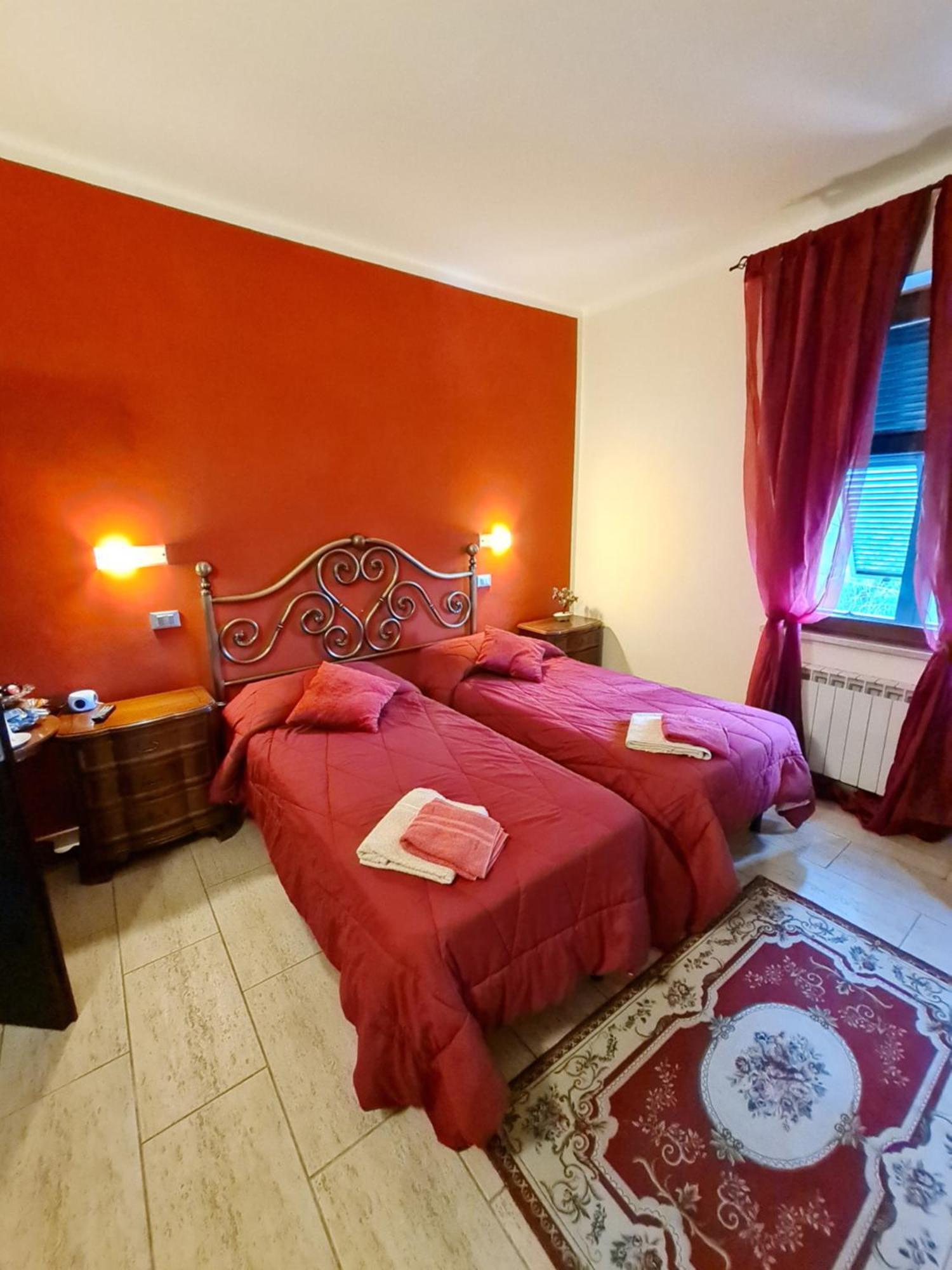 B&B Al Calcandola Sarzana Ruang foto