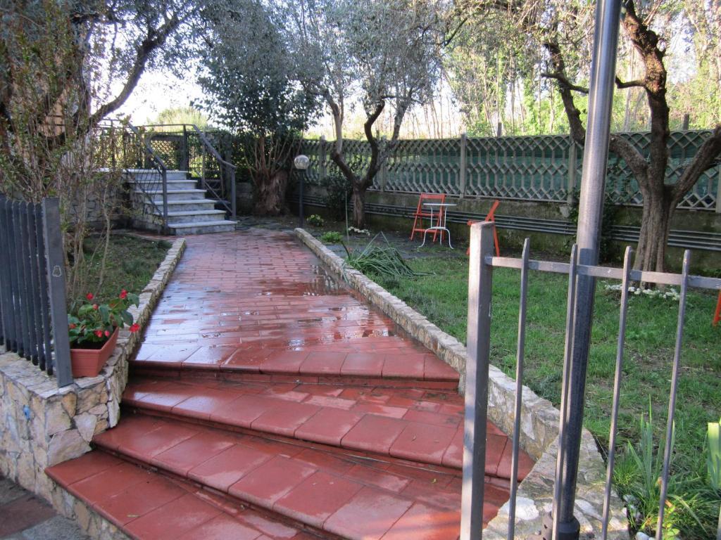 B&B Al Calcandola Sarzana Bagian luar foto